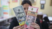 Rupiah Ditutup Level Rp16.437,5 per Dolar AS Jelang Akhir Pekan