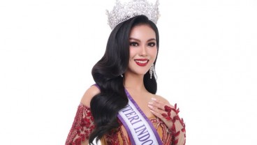 Firsta Yufi Amarta Putri Raih Mahkota Puteri Indonesia 2025