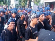 Ribuan Warga Badui Bergerak Menuju Kota Serang, Ada Apa?