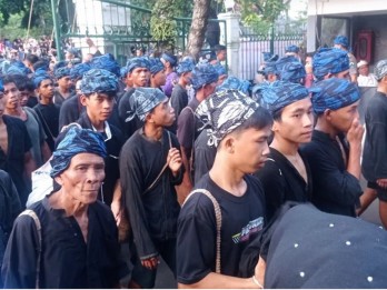 Ribuan Warga Badui Bergerak Menuju Kota Serang, Ada Apa?