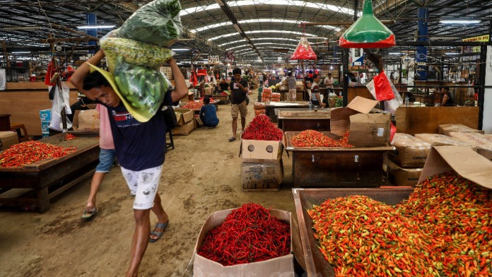 Harga Pangan Hari Ini, Minggu 4 Mei 2025: Beras Naik, Cabai Mulai Turun