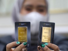 Full Senyum Pembeli Emas Antam Lebaran 10 Tahun Kala Harga Buyback Turun Mei 2025