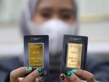 Full Senyum Pembeli Emas Antam Lebaran 10 Tahun Kala Harga Buyback Turun Mei 2025