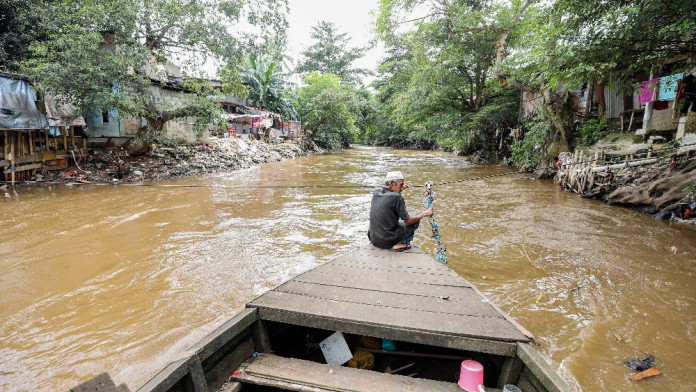 Pramono Tetapkan Lokasi Pembebasan Lahan untuk Proyek Normalisasi Kali Ciliwung