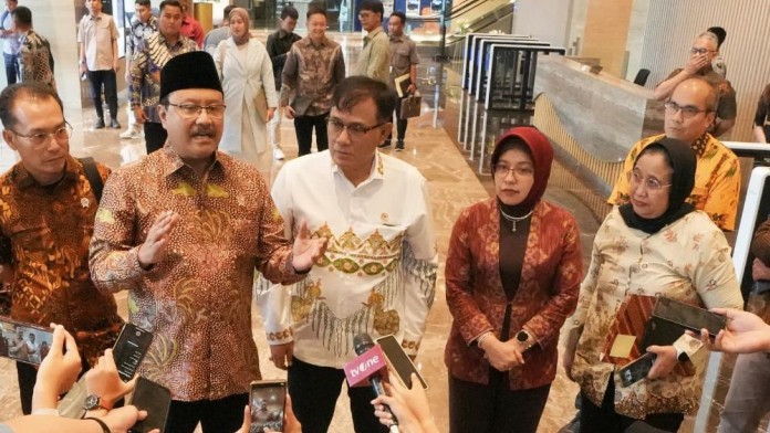 Komentar Gus Ipul Soal Peluang Marsinah Jadi Pahlawan Nasional Tahun Ini