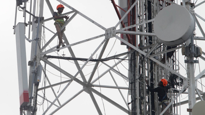 Historia Bisnis: Ada Ambisi Investor Belanda di Perebutan Saham Telkomsel