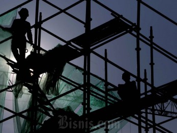 Penduduk Bekerja di Jabar Didominasi Lulusan SD ke Bawah