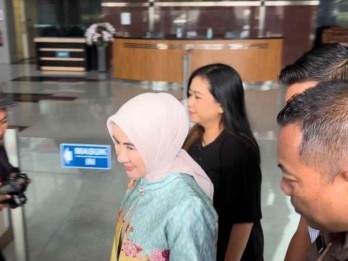 Eks Dirut Pertamina Nicke Penuhi Panggilan Kejagung Soal Kasus Korupsi Tata Kelola Minyak