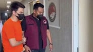 Polisi Bongkar Peran Jonathan Frizzy Selundupkan Vape Isi Obat Keras