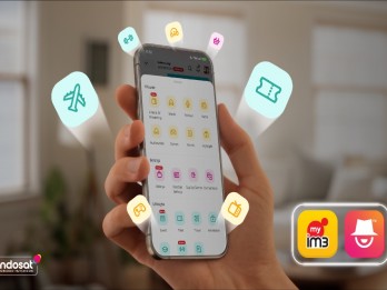 Perbandingan ARPU dan Pelanggan Telkomsel  vs Indosat