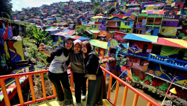 Kampung Warna Warni Lembur Katumbiri Jadi Kawasan Wisata Tematik, Inklusif, dan Bernilai Edukatif
