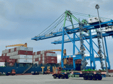 Terminal Petikemas Makassar Pindah ke Makassar New Port Tuntas Tahun 2027