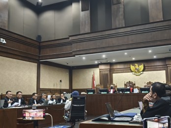 Saksi Riezky Aprilia Menangis Saat Cerita Dipaksa Hasto Mundur dari Caleg