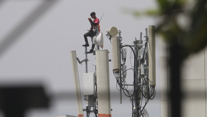 Muted Outlook for Telco Stocks, EXCL, TLKM, ISAT