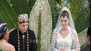 Luna Maya Sah Menikah dengan Maxime Bouttier