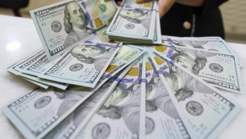 Ekonom Ramal Cadangan Devisa Turun saat BI Rajin Intervensi Rupiah