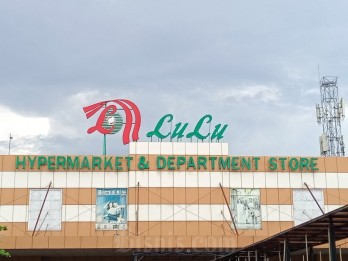 Ritel RI Berguguran, Ekonom Sebut Pelemahan Daya Beli jadi Biang Kerok