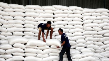 Stok Cadangan Beras Bulog Tembus 3,6 Juta Ton Awal Mei 2025