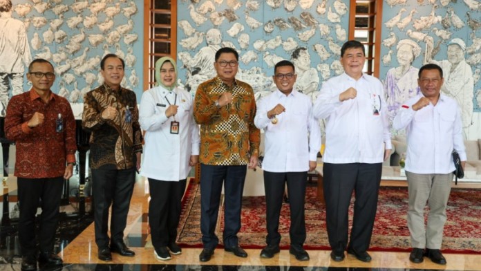 Temui Dirut Bank Mandiri, Begini Harapan Gubernur Banten