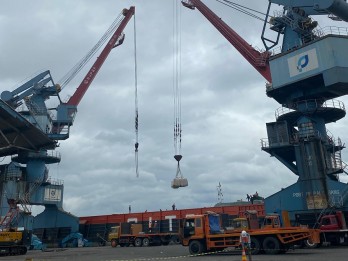 Jumlah Bongkar Muat Barang di Sumsel Anjlok Tajam