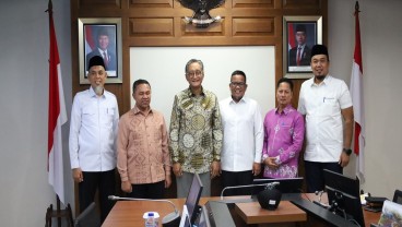 Gubernur Temui Menteri PU, Minta Bangun Infrastruktur di Riau