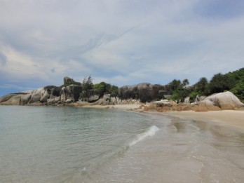 Pesona Pantai Rambak Pilihan Tempat Liburan di Bangka Belitung