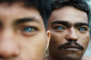 Mata Biru Suku Buton