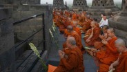 Mengenal Ritual Pradaksina yang Dilakukan Biksu Thudong Thailand di Candi Borobudur