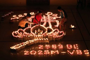Umat Buddha di Aceh Nyalakan Lilin Pada Malam Perayaan Tri Suci Waisak