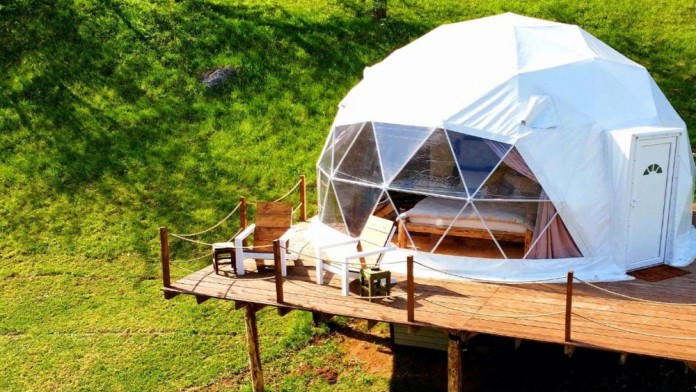 Tips Memulai Bisnis Penginapan Ala Glamping, Biar Cuan Terus