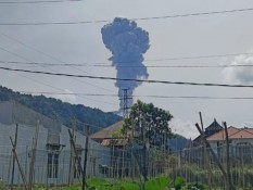 Gunung Marapi di Sumbar Erupsi Lagi, Ketinggian Abu Capai 1.600 Meter