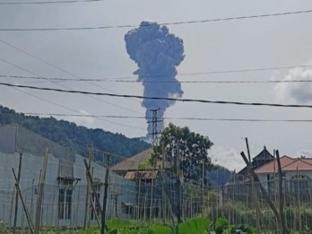 Gunung Marapi di Sumbar Erupsi Lagi, Ketinggian Abu Capai 1.600 Meter