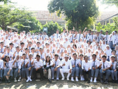 Gubernur Jabar dan Menkomdigi Sosialisasikan PP Tunas pada Pelajar Purwakarta
