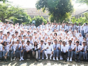 Gubernur Jabar dan Menkomdigi Sosialisasikan PP Tunas pada Pelajar Purwakarta