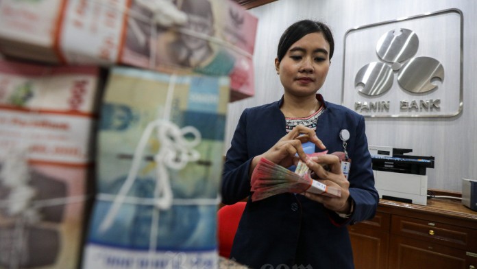 Rupiah Ditutup Menguat ke Level Rp16.528,5 per Dolar AS