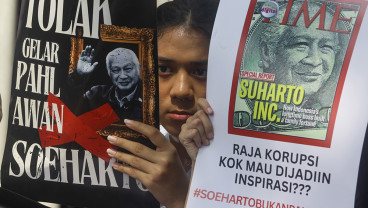 Aksi Tolak Soeharto Jadi Pahlawan