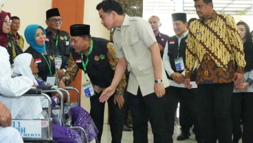 Gibran Minta Bobby Usul Layanan Fast Track Haji ke Kedubes Arab Saudi