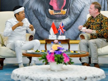 Bertemu Kedubes, Dedi Mulyadi Bahas Kampung Inggris Sampai Monorel