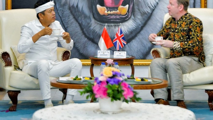 Bertemu Kedubes, Dedi Mulyadi Bahas Kampung Inggris Sampai Monorel