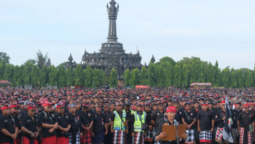 Gelar Agung Pecalang Bali Tolak Ormas dan Premanisme