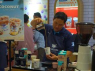Coconut Aren Latte Kian Terkenal di World of Coffee 2025