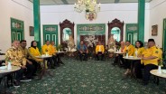 Sambangi Sri Sultan di Yogya, Bahlil Lanjutkan Tradisi Golkar Silaturahmi ke Tokoh Senior