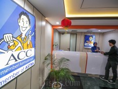 Ekonom Prediksi Pembiayaan Kendaraan Masih Melambat pada 2025