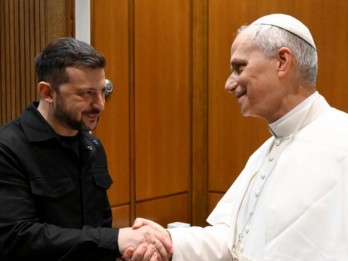 Paus Leo XVI Bertemu Presiden Ukraina Volodymyr Zelensky