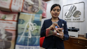 Nilai Tukar Rupiah Diramal Menguat ke Rp15.200, Analis Prediksi BI Pangkas Suku Bunga