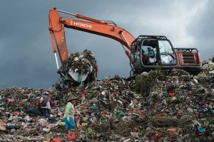 Kondisi TPA Batulayang Pontianak Yang Berada di Atas Lahan Gambut