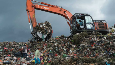 Kondisi TPA Batulayang Pontianak Yang Berada di Atas Lahan Gambut