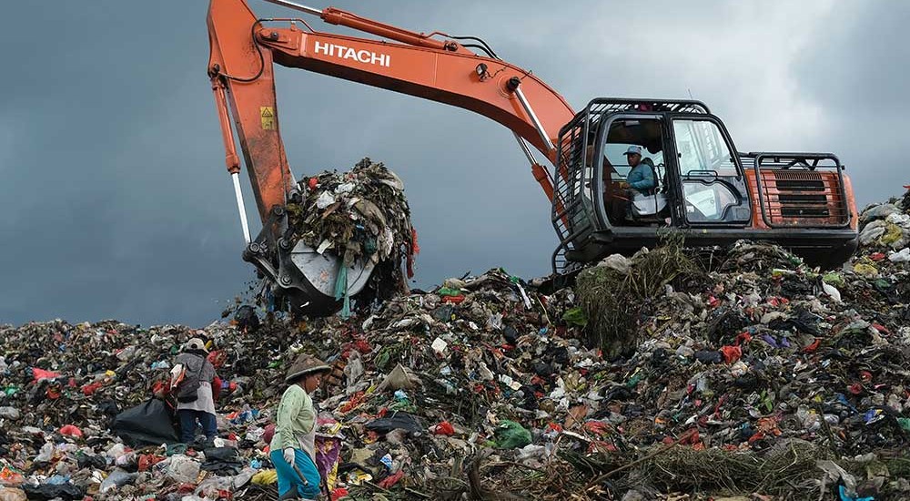 Kondisi TPA Batulayang Pontianak Yang Berada di Atas Lahan Gambut