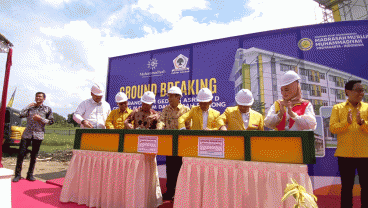 Sumbang Gedung Asrama Madrasah, Bahlil: Golkar dan Muhammadiyah Seperti Ibu dan Anak