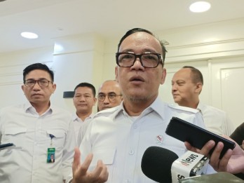 Besok Kemnaker Rilis Aturan Pengusaha Larang Tahan Ijazah Pegawai